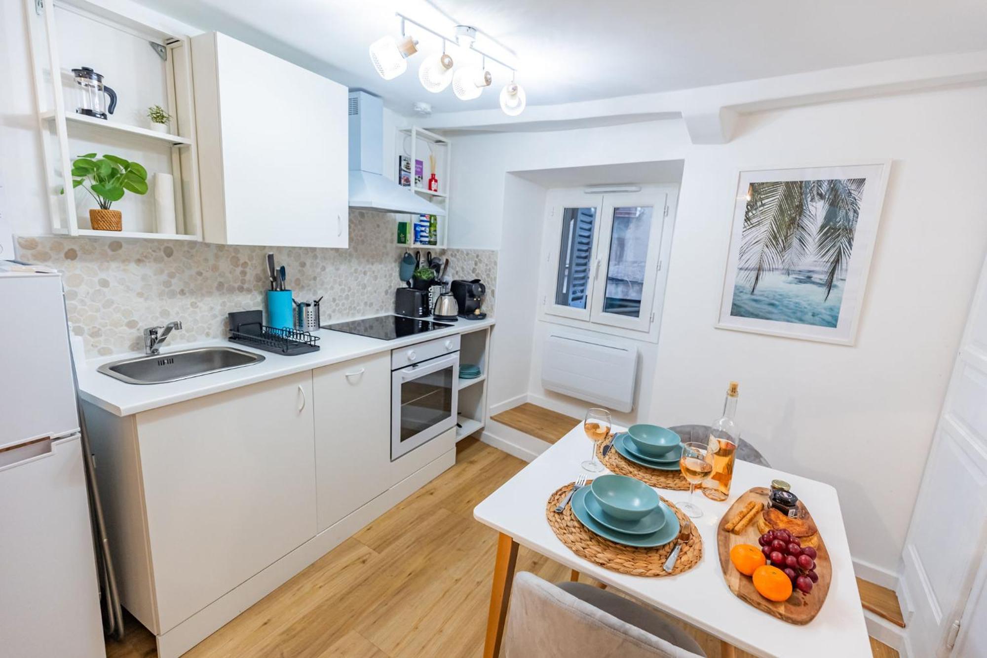 Studio Cozy Centre Avec Parking Грасс Екстер'єр фото