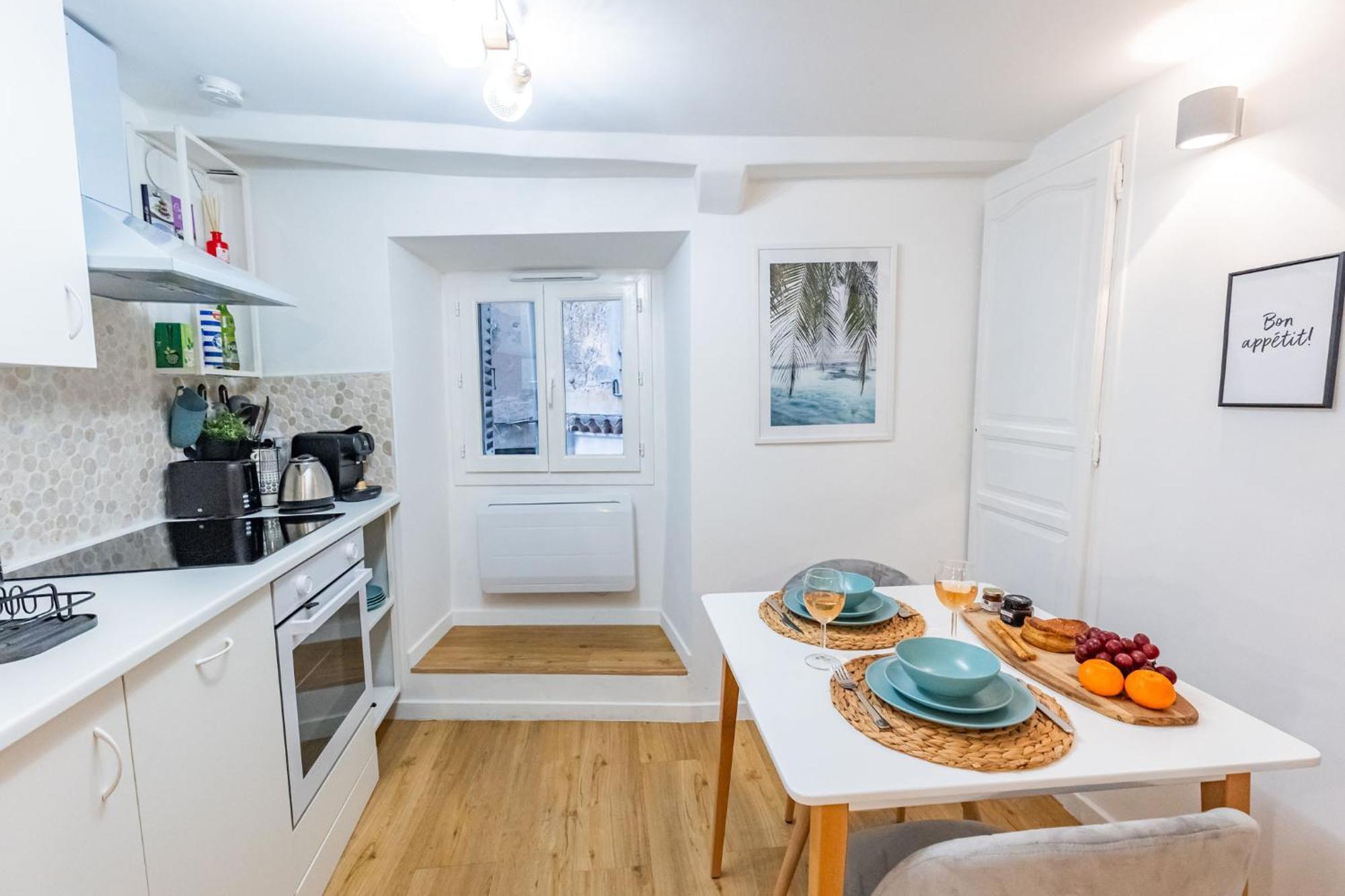 Studio Cozy Centre Avec Parking Грасс Екстер'єр фото