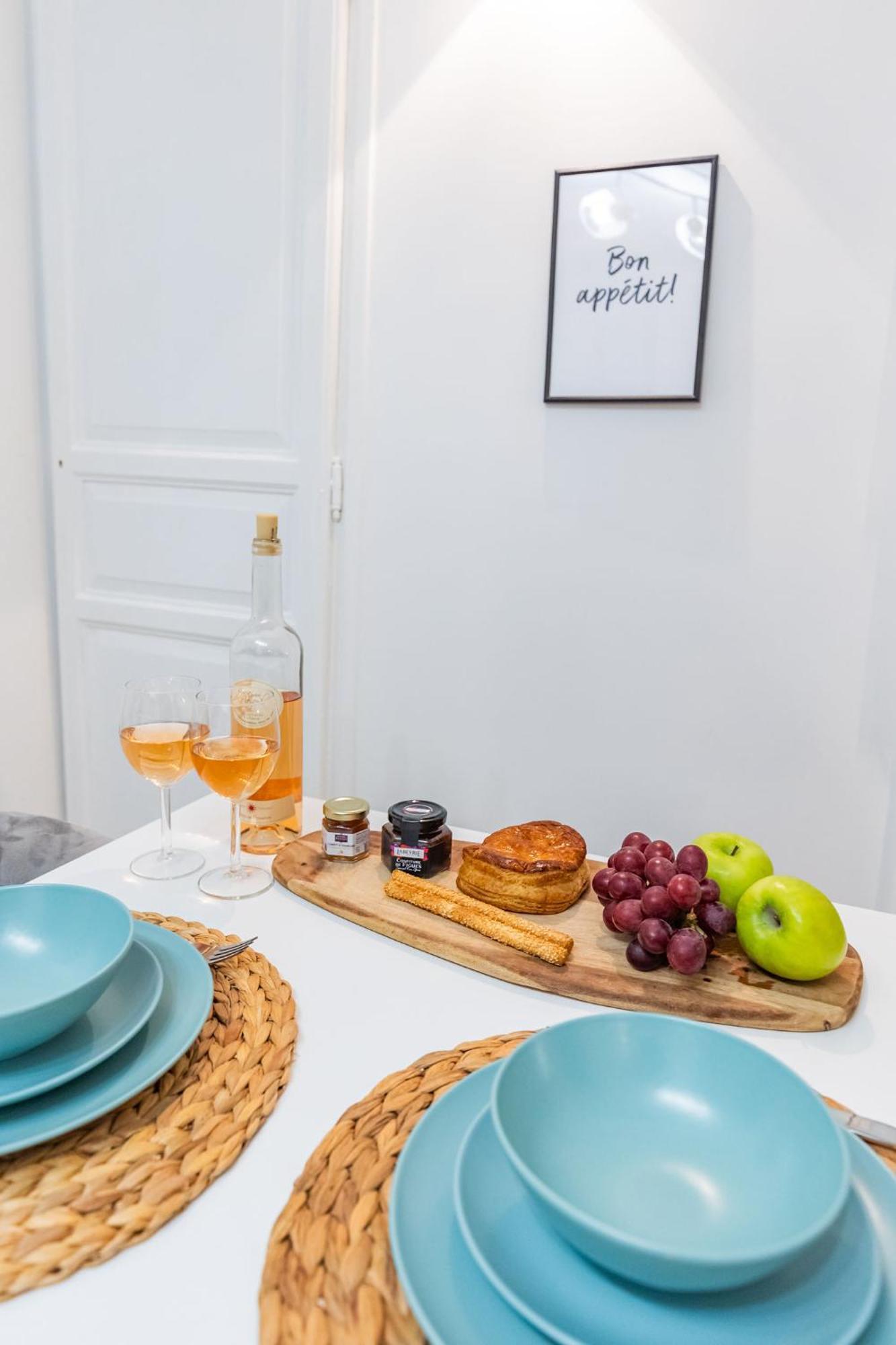 Studio Cozy Centre Avec Parking Грасс Екстер'єр фото